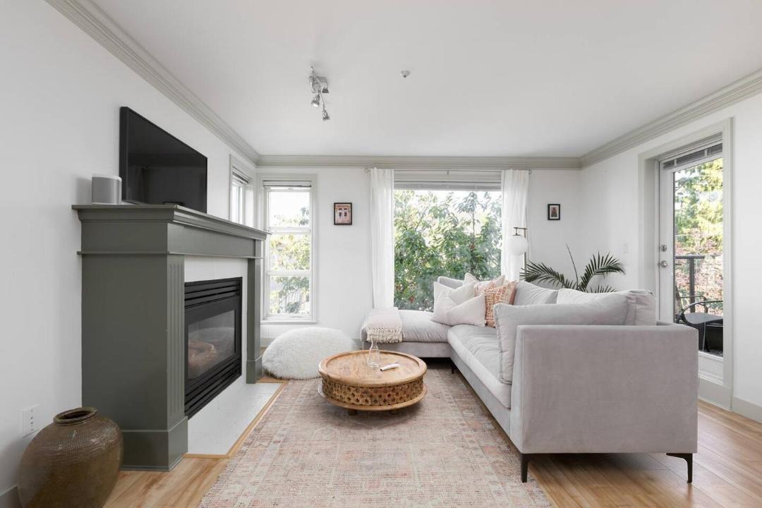 Photo of Livingroom in Kitsilano