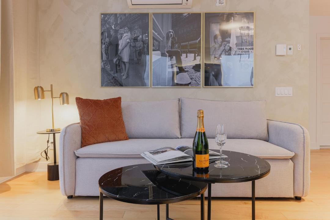 Photo of Livingroom in Chinatown