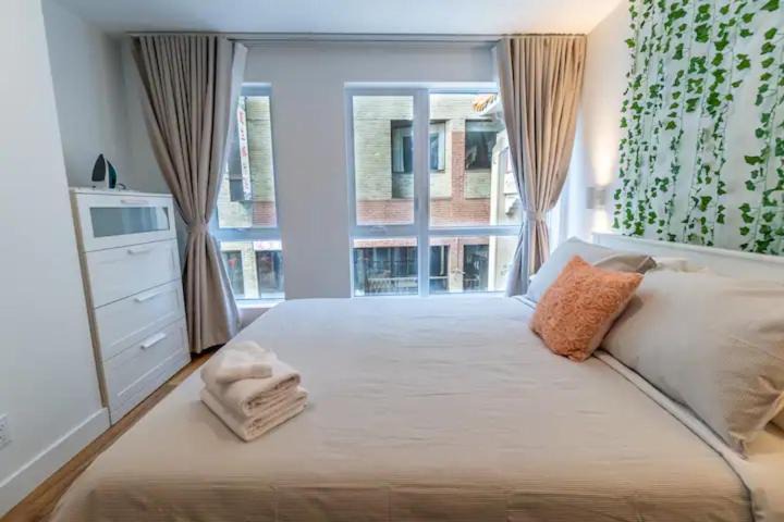 Photo of Bedroom in Chinatown