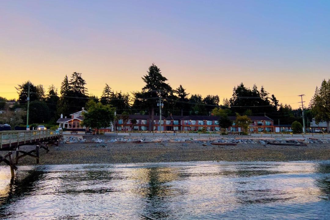 Photo of Others in Davis Bay