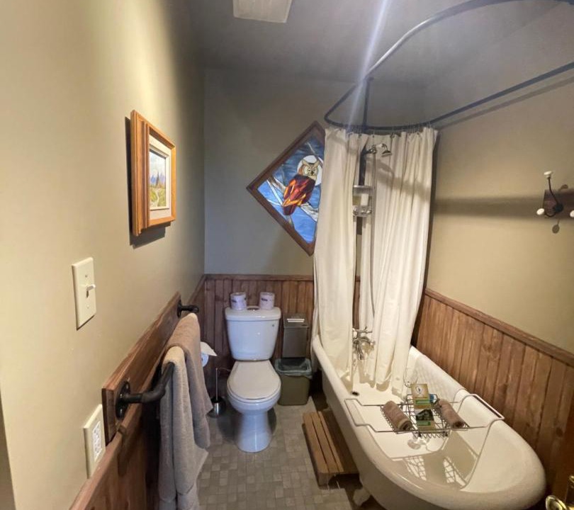 Photo of Bathroom in Compton