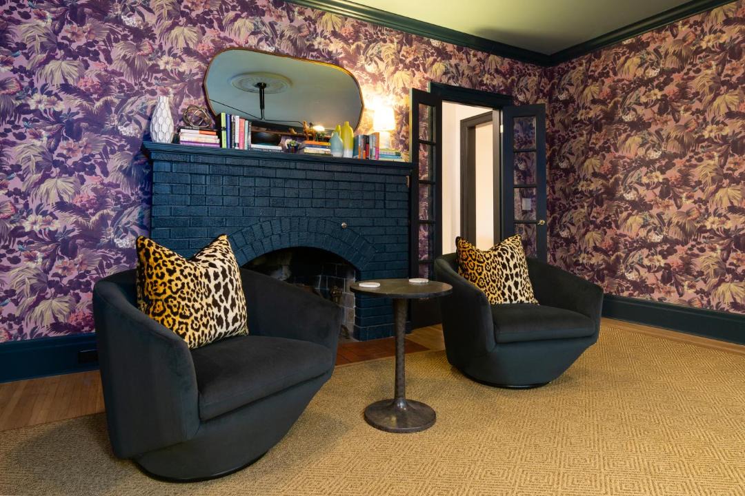 Photo of Livingroom in Old Town Historic District