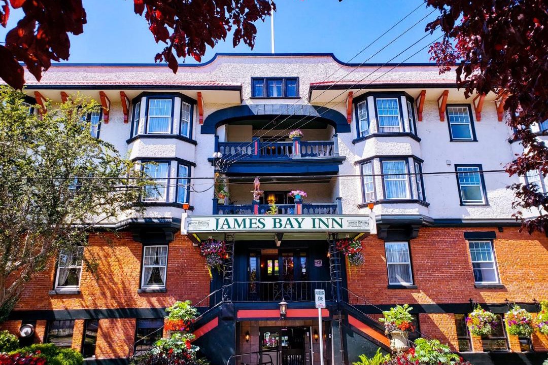 Photo of Others in James Bay