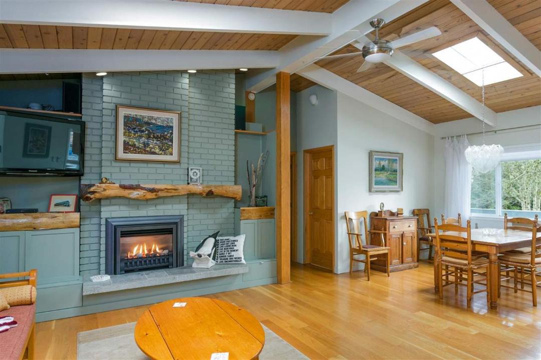 Photo of Livingroom in North Vancouver