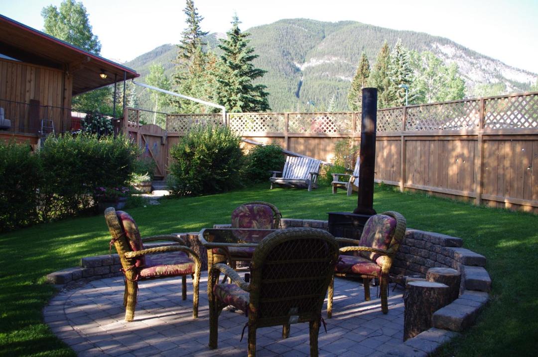 Photo of Others in Banff