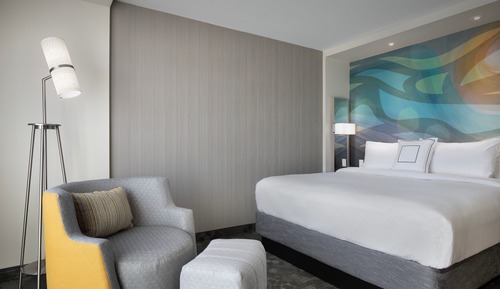Room, 1 King Bed (High Floor)