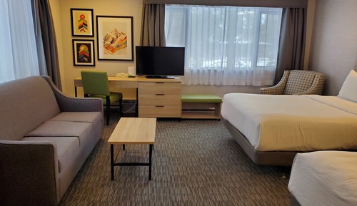 Two Queen Family Room - (Not Pet Friendly)