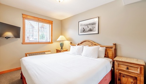 Condo, 2 Bedrooms, Kitchen