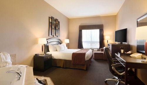 Room, 1 King Bed, Non Smoking, Hot Tub