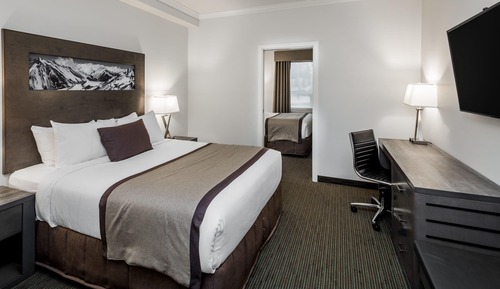 Suite, 2 Bedrooms, Non Smoking, Refrigerator & Microwave (2 Queen Beds)