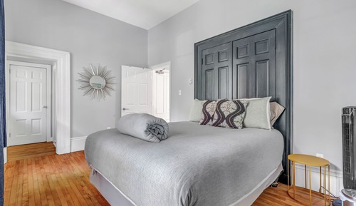 Deluxe Studio Suite