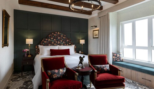 Deluxe Room, Partial Ocean View