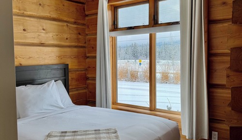 Room, 1 Queen Bed, Mountain View