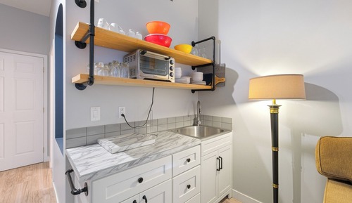Superior Studio, 1 King Bed with Sofa bed, Kitchenette, Golf View