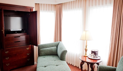 Suite, 2 Queen Beds, City View