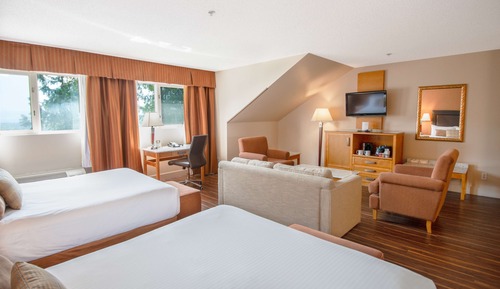 Premium Room (Coast Premium Two Queens)