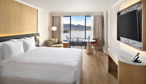 Deluxe Room, 1 King Bed, Harbor View (New)