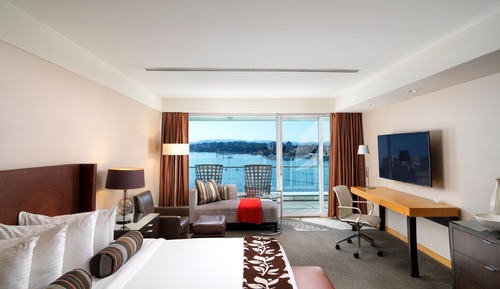 Premium Studio, 1 King Bed, Patio, Ocean View (Erickson Wing)