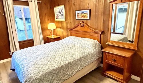 Grand Cottage