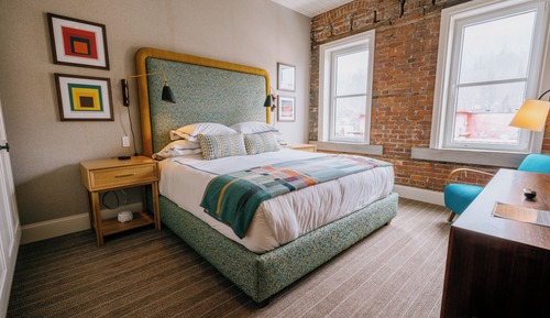 Deluxe Room, 1 King Bed (Heritage, 2)