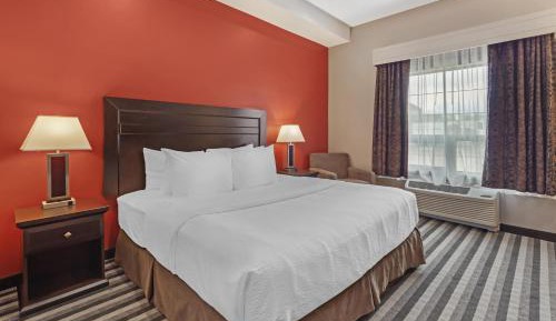 King Room with Walk-In Shower - Disability Access/Non-Smoking