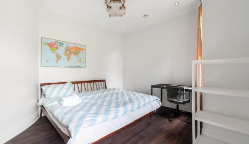 Queen Room with Shared Bathroom