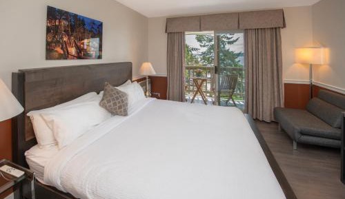 King Suite with Ocean View