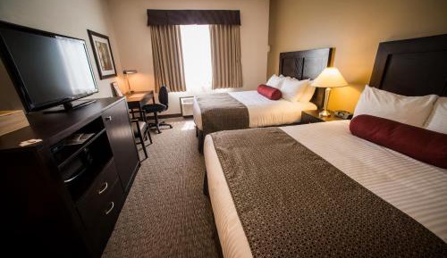 Queen Room with Two Queen Beds - Pet Friendly/Non-Smoking