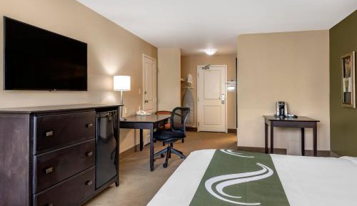 King Suite with Sofa Bed - Non Smoking