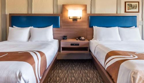 Queen Room with Two Queen Beds - Non-Smoking