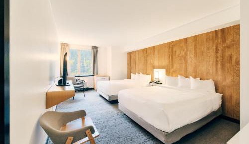 Deluxe Queen Room with Two Queen Beds