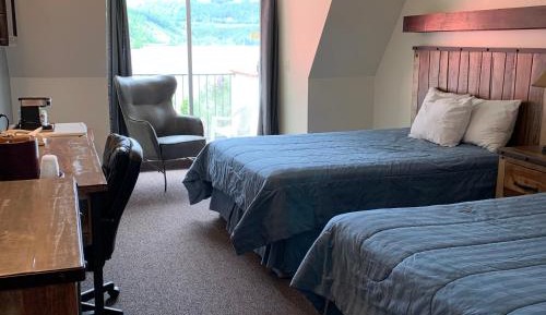 Standard Queen Room with Two Queen Beds