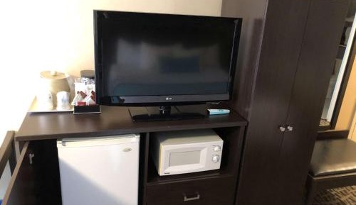 King Room with Sofa Bed - Non Smoking
