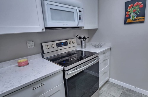 Hope Condo | Affordable Stay