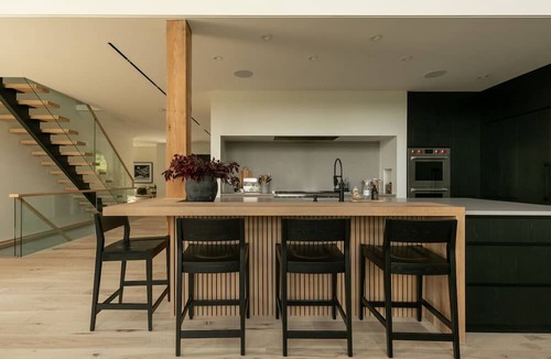 Morin Heights House | Kicking Horse - Ski in SKi out