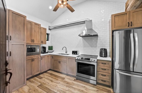 Centre Hastings Cottage | Madoc Lake Retreat Fishing + ATV Trails
