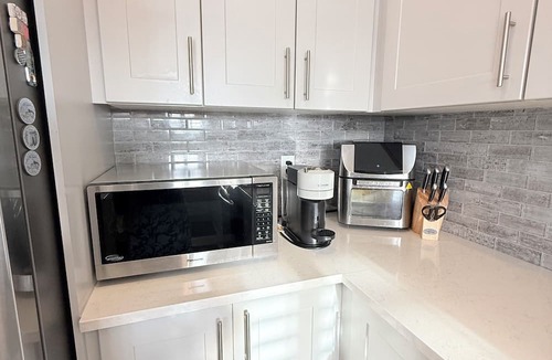 Streetsville House | Luxurious Detached Five-Bedroom House in Mississauga.