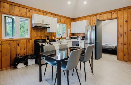 Carling Cottage | 3-Bedroom Cottage #1