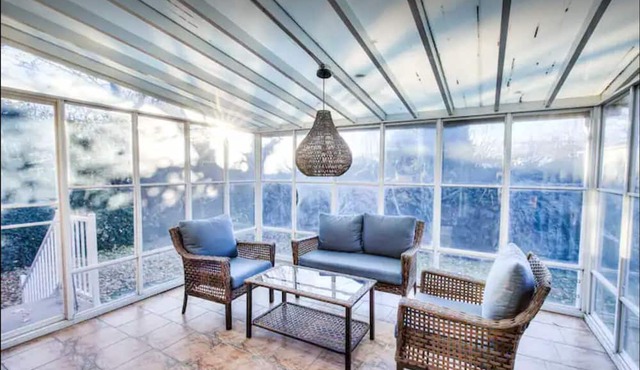 Style & confort by Montreal -New - 3 BR Bungalow