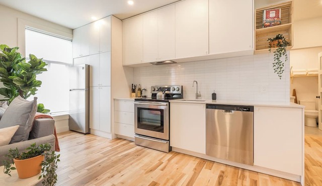 HOMA-Comfort&Style-2BR-Spacious-Natural Light-FeelHome-A/C-SelfCheckIn-Metro