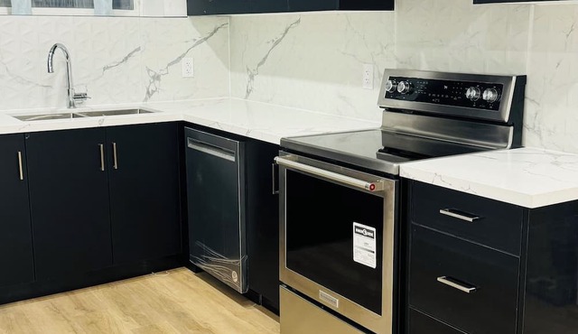 Experience modern luxury and comfort in our charming two bedroom apartment!