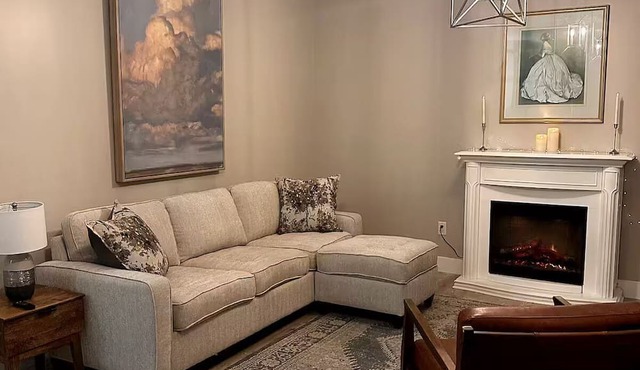 Beautifully Furnished 2-Bedroom Adventure Retreat