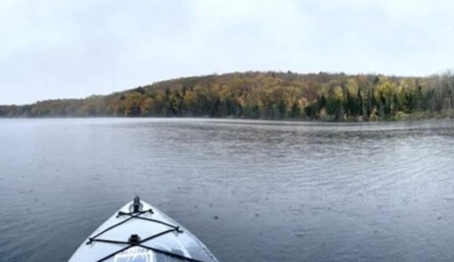 Serene Four Season Getaway on Beautiful Jack Lake