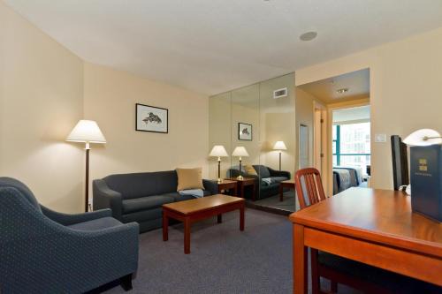 Rosedale Robson Hotel 